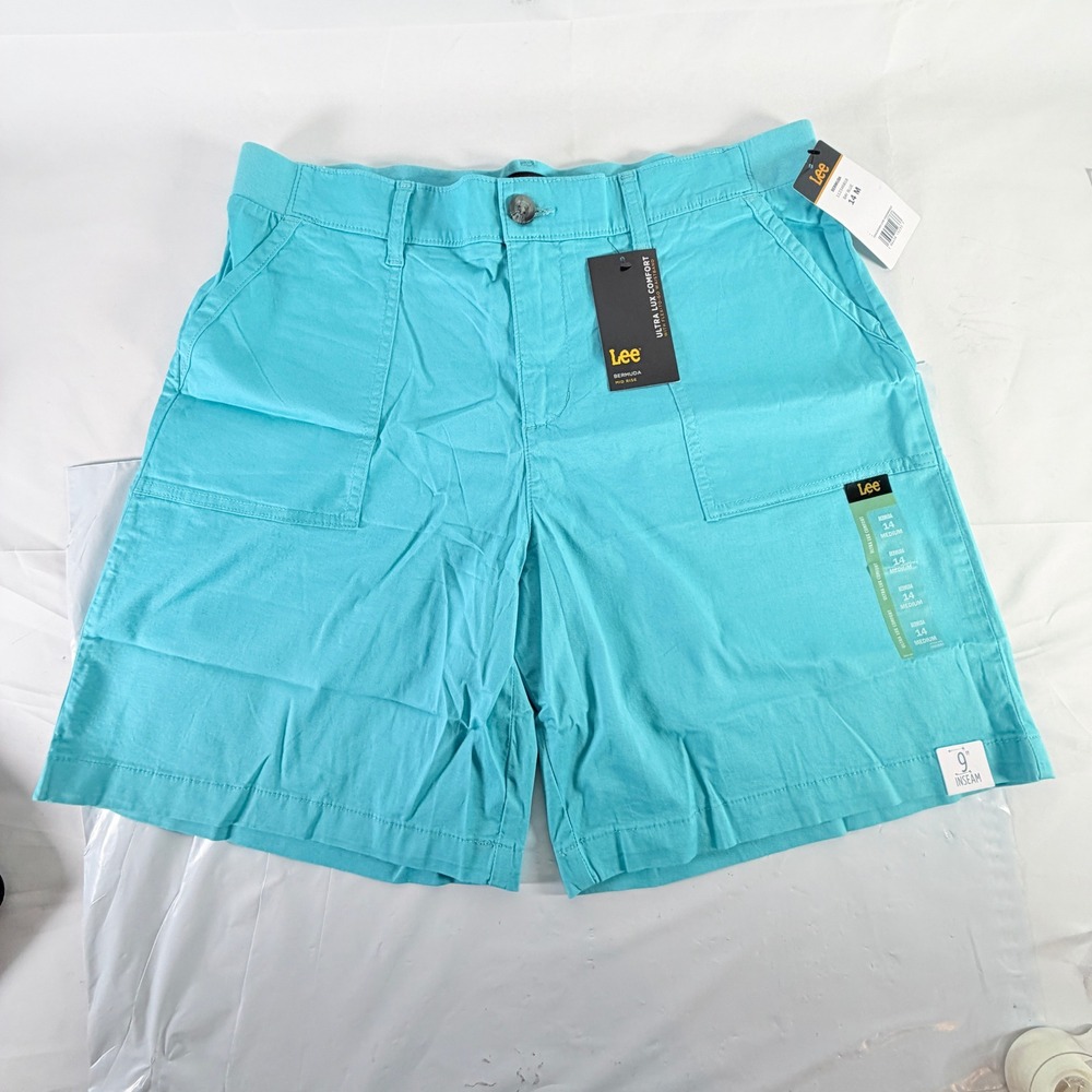 Lee Ultra Lux Comfort Bermuda Shorts Womens 14 M Bay Blue Flex To Go NWT